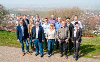 1. Reihe: (li nach re)
Simon Mller, Ann-Kathrin Binder, Udo Schellenbauer, Nicole Glaser
2. Reihe:
Steffen Burrer, Claudia Koch, Benjamin Beuttner, Constantin Eberle, Robin Beck
3. Reihe:
Andreas Schdi, Ralf Haller, Alexander Gerlach, Achim Glser